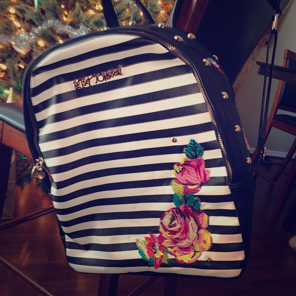 Betsey Johnson backpack like new!